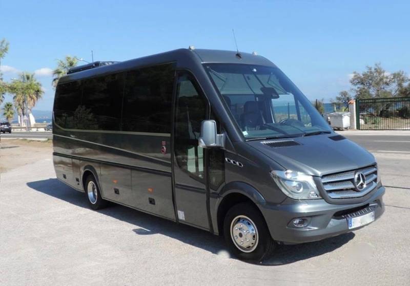 Private Coach Minibus Hire - Marseille Provence Coach Minibus Tours