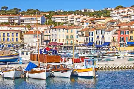 Full Day Private Tour with Expert Driver Guides to Discover Aix, Marseille & Cassis: